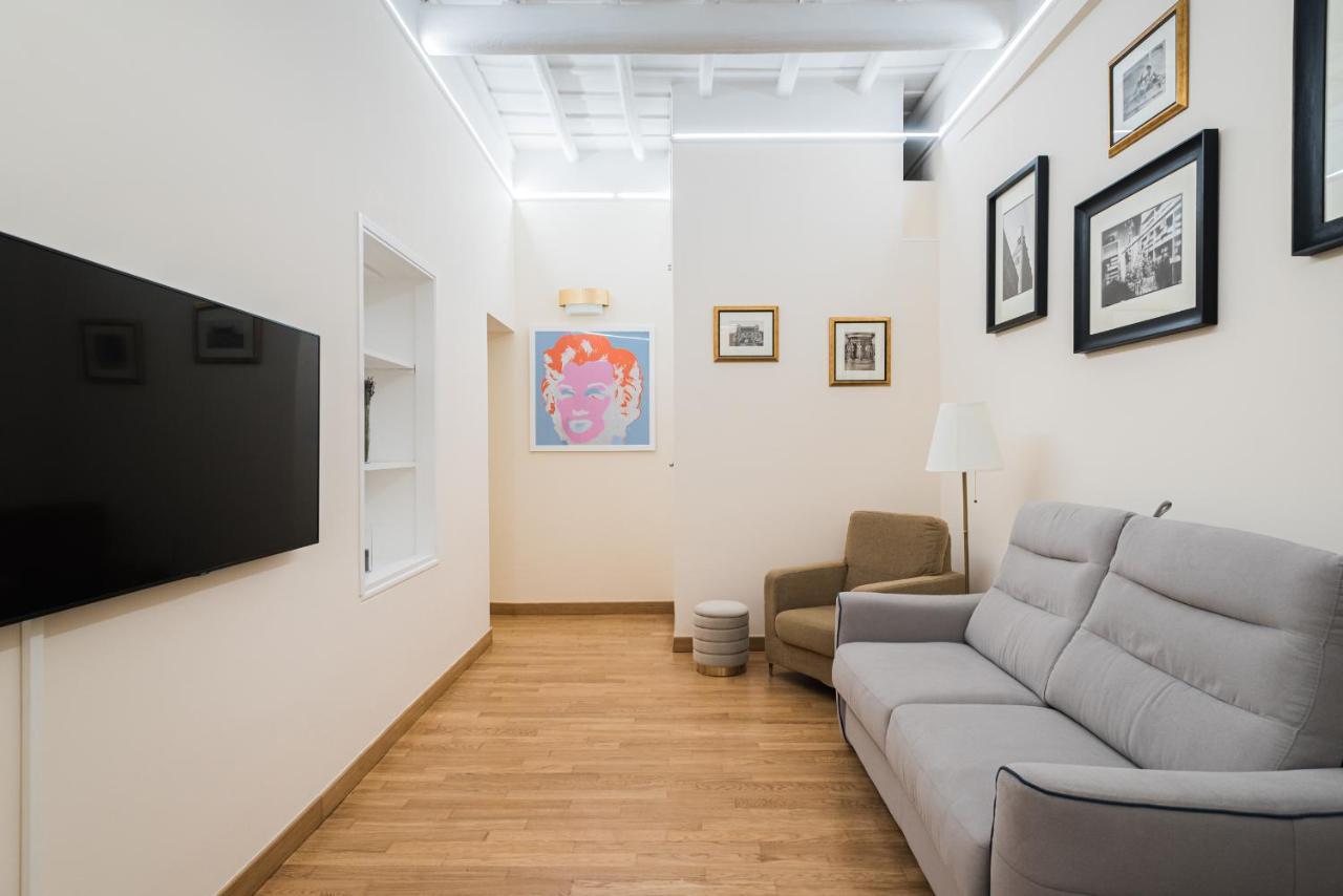 Lupa Luxury Apartment Rome Bagian luar foto