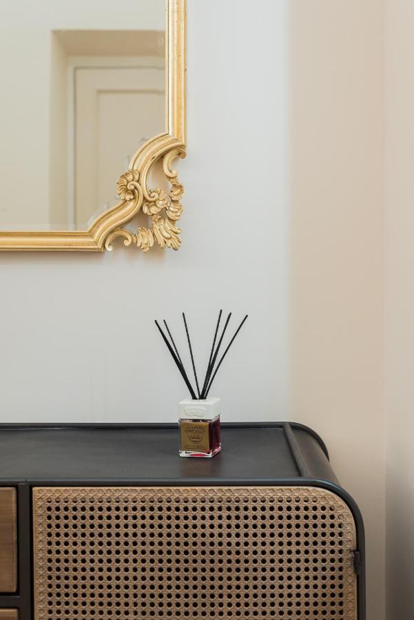 Lupa Luxury Apartment Rome Bagian luar foto