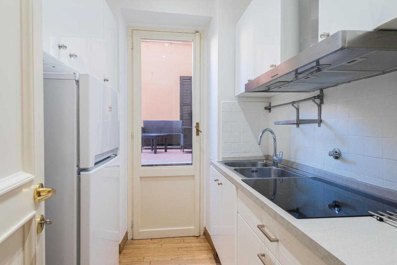 Lupa Luxury Apartment Rome Bagian luar foto