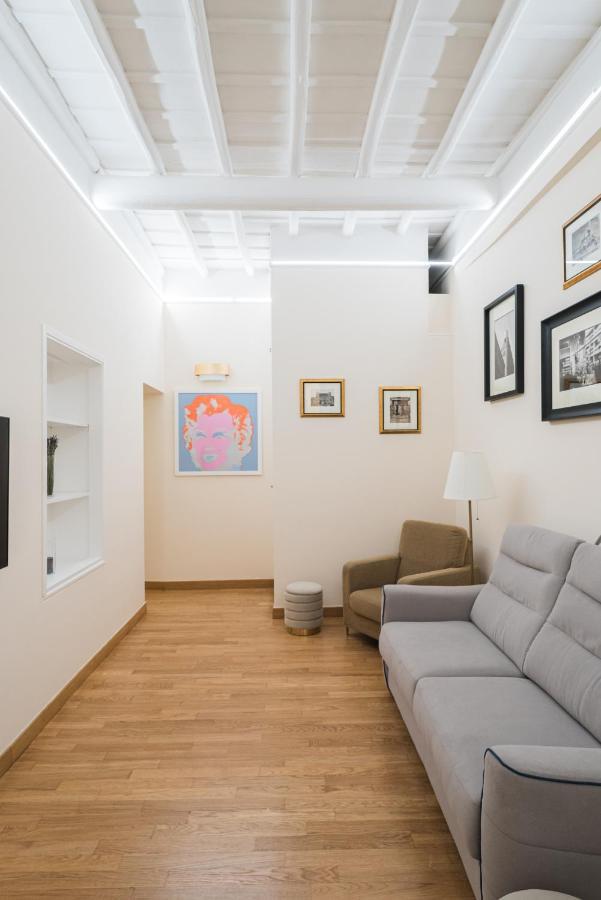 Lupa Luxury Apartment Rome Bagian luar foto